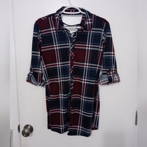 POLLY & ESTHER BUTTON FRONT PLAID OPEN LACE UP BACK BLOUSE M